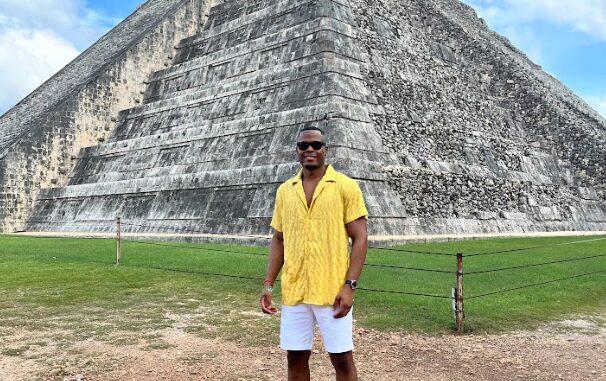 BaseLang Student Kaleel traveling in Mexico